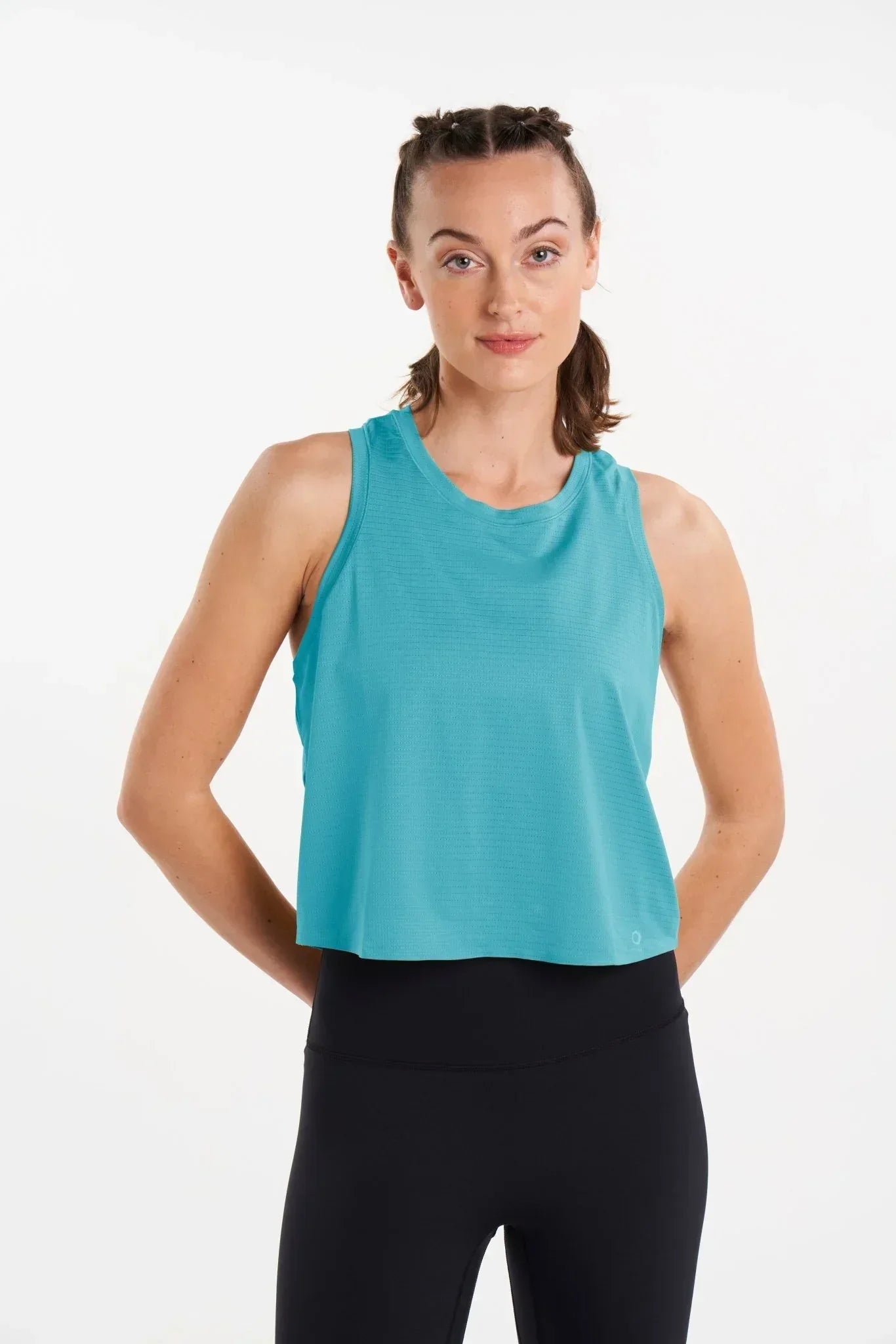 alrn crop mesh singlet