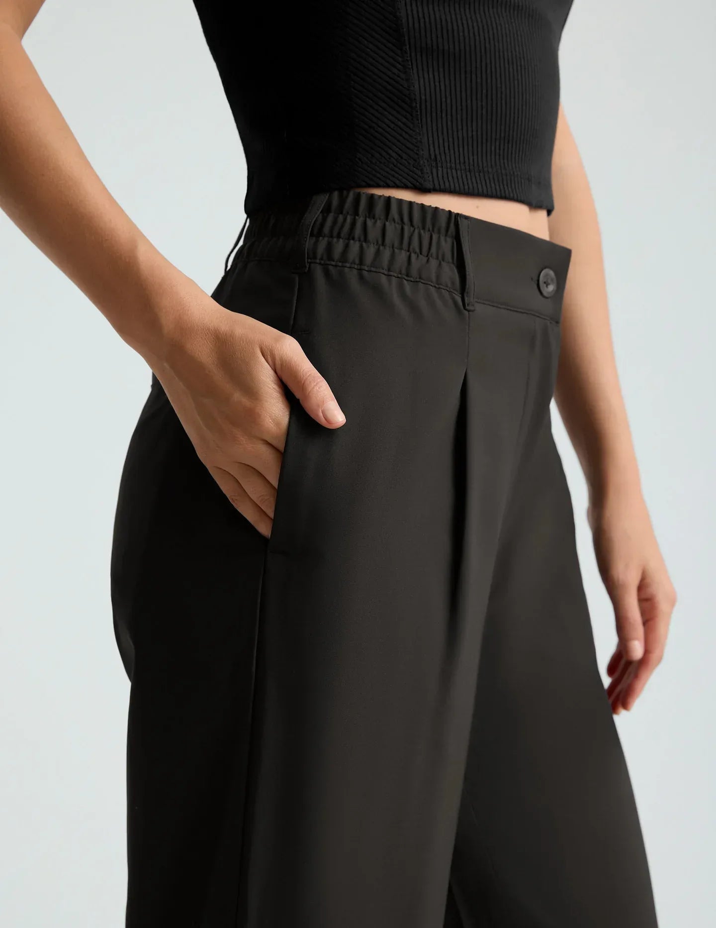 beyond-yoga-status-trousers-NW1251_black_028334 - Evolve Fit Wear - beyond-yoga-status-trousers-NW1251_black_028334