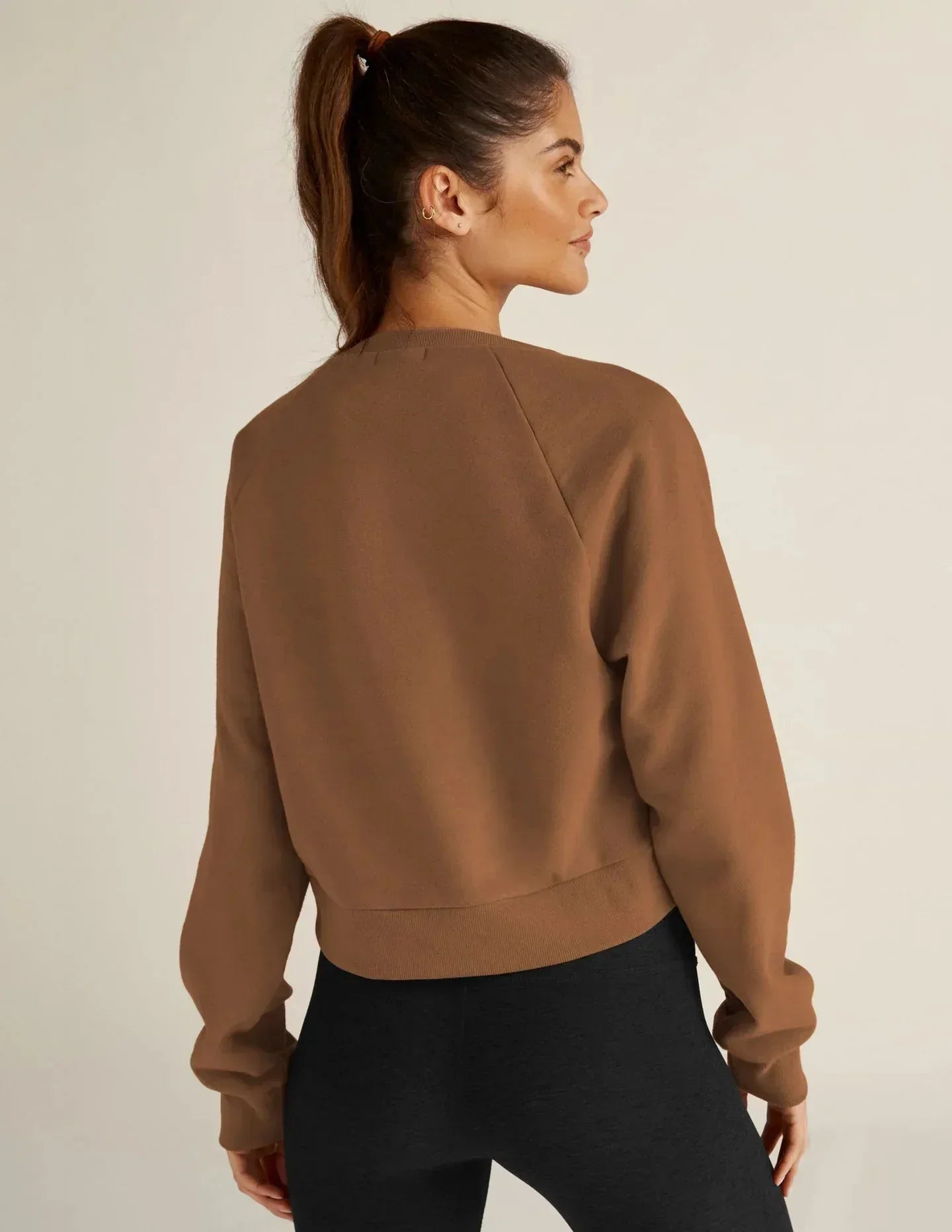 beyond-yoga-uplift-cropped-pullover-beyond-yoga-evolve-fit-wear-405694 - Evolve Fit Wear - beyond-yoga-uplift-cropped-pullover-beyond-yoga-evolve-fit-wear-405694