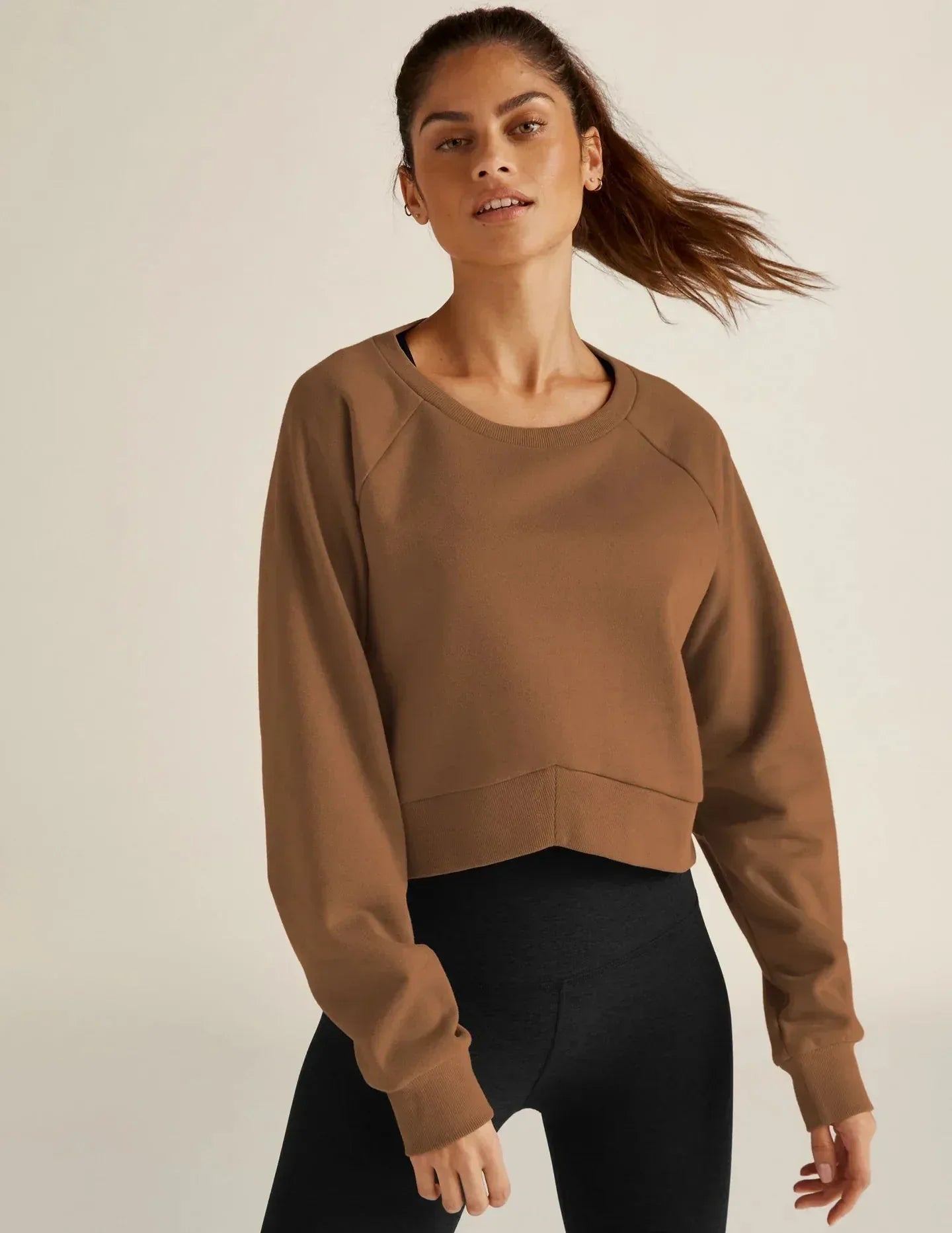beyond-yoga-uplift-cropped-pullover-beyond-yoga-evolve-fit-wear-993444 - Evolve Fit Wear - beyond-yoga-uplift-cropped-pullover-beyond-yoga-evolve-fit-wear-993444