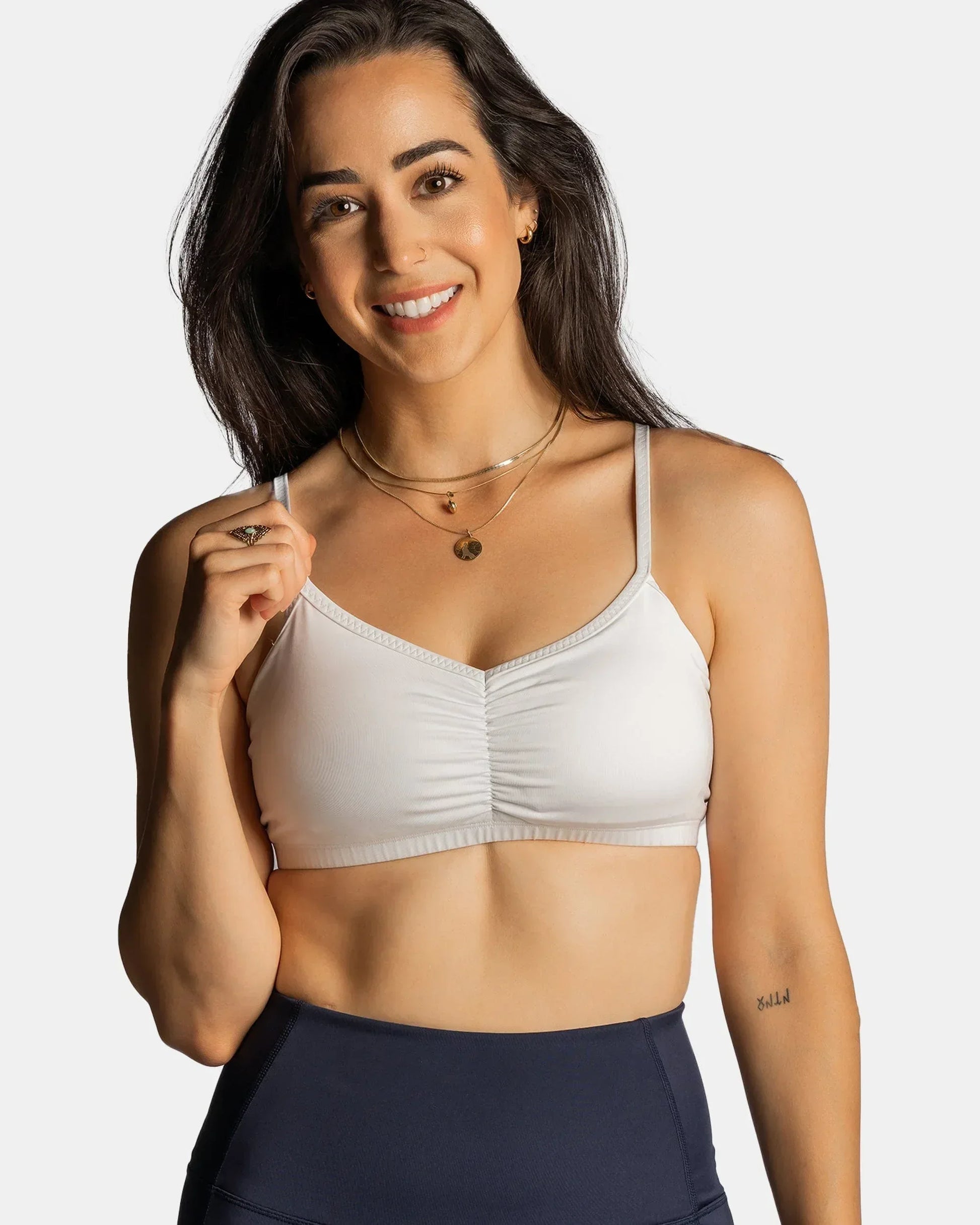 HandfulSummer2023-AdjustableWhite_Reshoot_-8copy_94930666-f62c-4d1f-9a85-97bbd3fd25c1 - Evolve Fit Wear - HandfulSummer2023-AdjustableWhite_Reshoot_-8copy_94930666-f62c-4d1f-9a85-97bbd3fd25c1