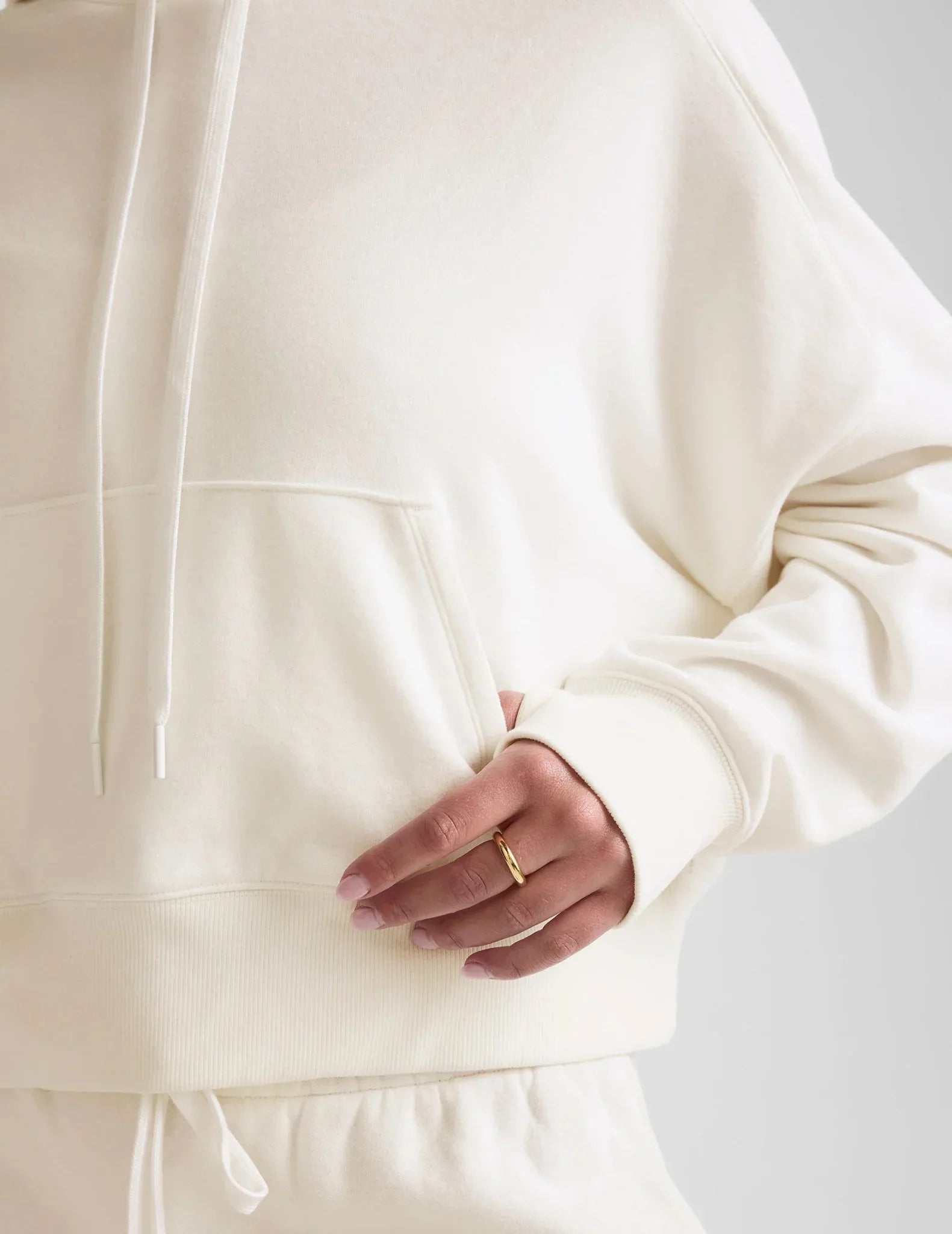 luxefleece-cropped-hoodie-fresh-snow-relaxed-fit-beyond-yoga-evolve-fit-wear-8040633 - Evolve Fit Wear - luxefleece-cropped-hoodie-fresh-snow-relaxed-fit-beyond-yoga-evolve-fit-wear-8040633