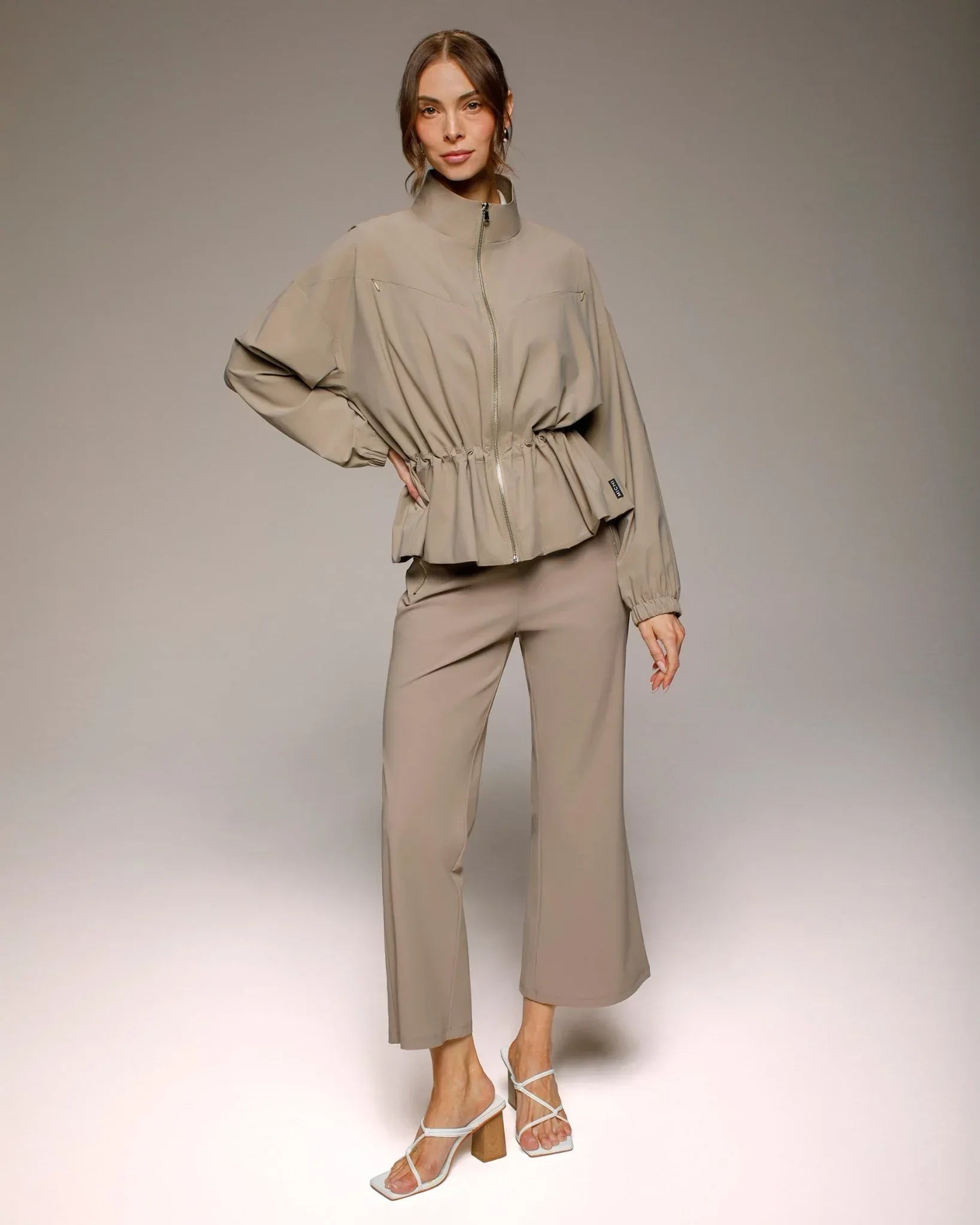 SHIFT_KICK_FLARE_PANT_DUNE_5 - Evolve Fit Wear - SHIFT_KICK_FLARE_PANT_DUNE_5