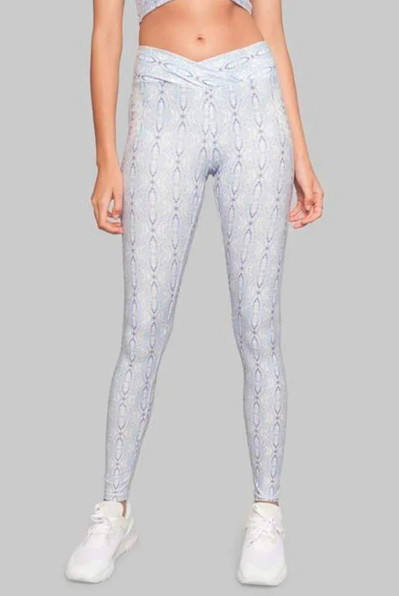 wolven-aquarius-ruched-crossover-legging-aquarius-wolven-evolve-fit-wear-348012 - Evolve Fit Wear - wolven-aquarius-ruched-crossover-legging-aquarius-wolven-evolve-fit-wear-348012